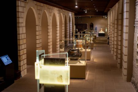 Foto de El interior del Museo de las Civilizaciones Anatólicas (Anadolu Medeniyetleri Muzesi). Ankara, Turquía - 16 de agosto de 2023. - Imagen libre de derechos