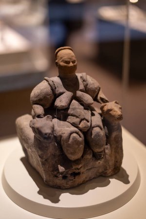 Foto de Figura de diosa en el Museo de las Civilizaciones Anatólicas (Anadolu Medeniyetleri Muzesi). Ankara, Turquía - 16 de agosto de 2023. - Imagen libre de derechos