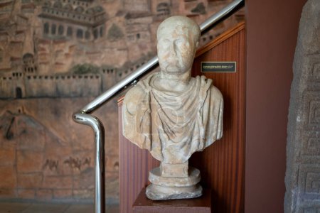 Foto de Busto del emperador Balbinus en el Museo de las Civilizaciones Anatólicas (Anadolu Medeniyetleri Muzesi). Ankara, Turquía - 16 de agosto de 2023. - Imagen libre de derechos
