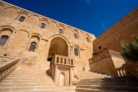 Téléchargez les photos : Le monastère de Mor Hananyo (Deyrulzafaran) est un important monastère syro-orthodoxe de Mardin, en Turquie.. - en image libre de droit