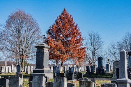 Téléchargez les photos : Evergreen Cemetery on an Autumn Day, Gettysburg, Pennsylvanie États-Unis, Gettysburg, Pennsylvanie - en image libre de droit