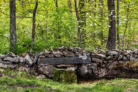 Téléchargez les photos : Pont de pierre près de Wheatfield, Gettysburg Pennsylvanie USA - en image libre de droit