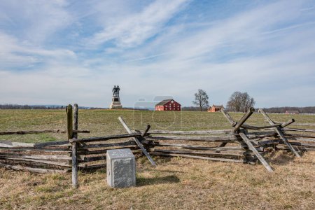 Téléchargez les photos : Monument au 73rd New York Volunteer Infantry Regiment et à la Sherfy Farm, Gettysburg PA USA - en image libre de droit