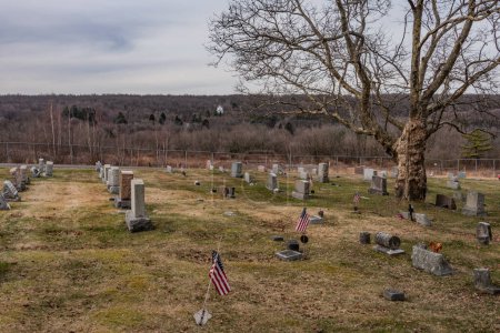 Uno de los cementerios históricos de Centralias, Pensilvania, EE.UU.