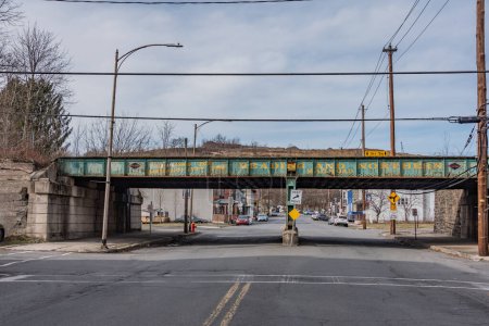 Téléchargez les photos : Railroad Bridge in Coal Country, Mahanoy City, PA  USA - en image libre de droit