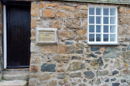 Téléchargez les photos : St Ives.Cornwall. Royaume-Uni 10.01.2023. Le nom de la chapelle Saint-Léonard. - en image libre de droit