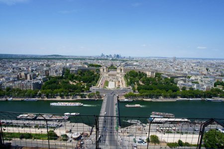 Foto de Francia, París, 6 JULIO 2023 Vista de París desde la Torre Eiffel - Imagen libre de derechos