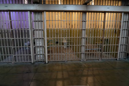 Téléchargez les photos : San Francisco, USA, 9 octobre 2023, Alcatraz prison cellules - en image libre de droit