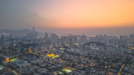 Téléchargez les photos : 28 oct. 2022 paysage urbain de Kowloon Tong, quartier résidentiel de HK - en image libre de droit