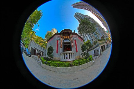 Téléchargez les photos : 9 Dec 2012 Lin Fa Temple or Lin Fa Kung is a temple - en image libre de droit