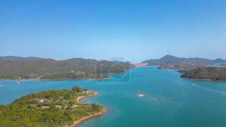 Téléchargez les photos : Le paysage du rivage de Sam Nga Hau, sai kung 22 Feb 2023 - en image libre de droit