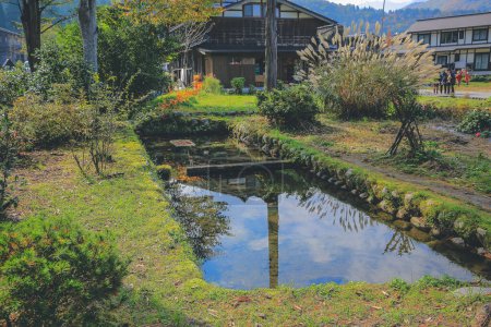 Foto de Villa Histórica Japonesa - Shirakawago en primavera, hito de viaje de Japón - Imagen libre de derechos