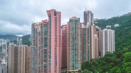 Foto de El distrito residencial en el nivel medio, Hong Kong, Junio 8 2023 - Imagen libre de derechos