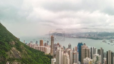 Téléchargez les photos : Le quartier résidentiel au niveau moyen, hong kong, 8 juin 2023 - en image libre de droit