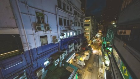 Téléchargez les photos : Night Central, Hong Kong, Un pays des merveilles urbain animé après la tombée de la nuit, 8 juin 2023 - en image libre de droit