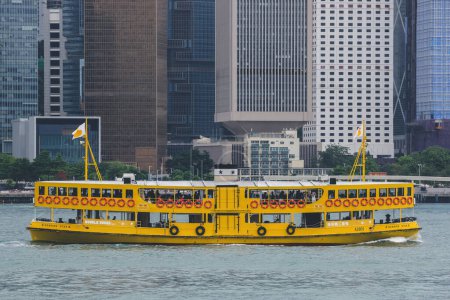 Foto de Junio 18 2023, Un ferry estrella en el puerto de Victoria, hk - Imagen libre de derechos