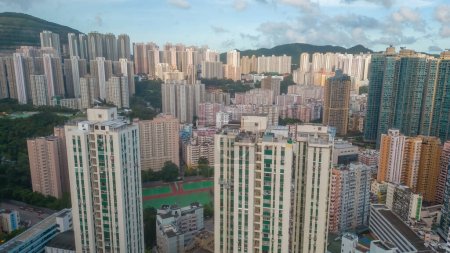 Foto de Los viejos bloques residenciales en Kwun Tong, Hong Kong 21 de junio 2023 - Imagen libre de derechos