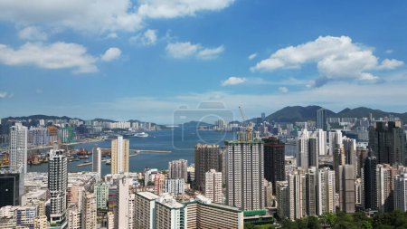 Téléchargez les photos : Charming To Kwa Wan, un quartier animé de Hong Kong, 14 juillet 2023 - en image libre de droit