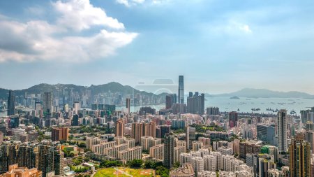 Foto de Un paisaje pintoresco de Ho Man estaño en Kowloon, hk Julio 14 2023 - Imagen libre de derechos