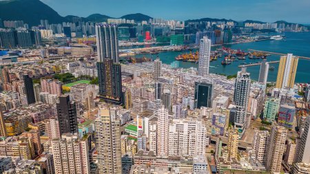 Téléchargez les photos : Charming To Kwa Wan, un quartier animé de Hong Kong, 14 juillet 2023 - en image libre de droit