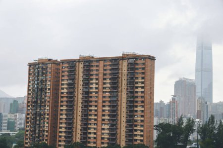 Téléchargez les photos : Le paysage urbain de Hung Hom, situé sur la péninsule de Kowloon, 30 juillet 2023 - en image libre de droit