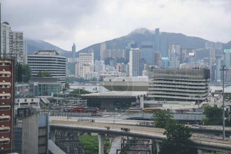 Foto de Un paisaje urbano de Hung Hom, situado en la península de Kowloon, el 30 de julio de 2023 - Imagen libre de derechos