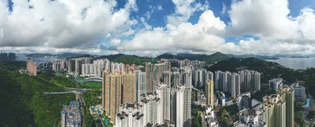 Téléchargez les photos : Immeuble d'appartements, immeuble résidentiel tko Hong Kong 31 juillet 2021 - en image libre de droit