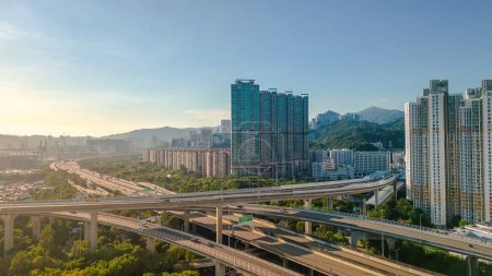 Téléchargez les photos : L'autoroute commence à West Kowloon et s'étend vers le nord 3 août 2023 - en image libre de droit