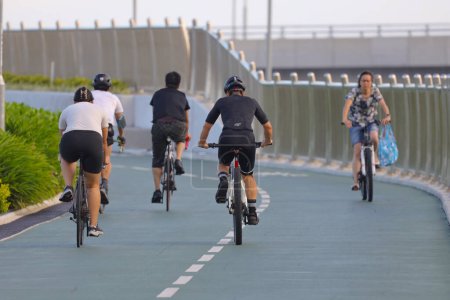 Téléchargez les photos : La piste cyclable à tko city, hong kong 15 août 2023 - en image libre de droit