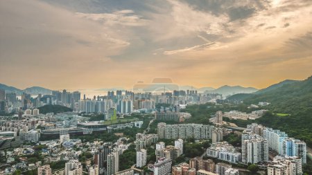 Foto de Kowloon y Hong Kong Skylines Maravillas urbanas en el puerto de Victoria 19 ago 2023 - Imagen libre de derechos