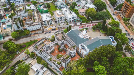 Téléchargez les photos : Paysage urbain de Kowloon Tong où l'énergie urbaine rencontre l'élégance moderne août 19 2023 - en image libre de droit