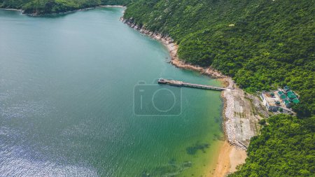 Téléchargez les photos : La baie de Joss House, retraite côtière tranquille à Hong Kong - en image libre de droit