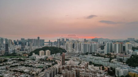 Téléchargez les photos : Kowloon Tong, où tradition et modernité convergent 21 septembre 2023 - en image libre de droit
