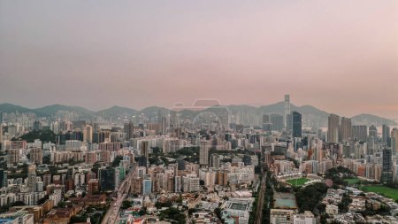 Téléchargez les photos : Hong Kong Kowloon Cityscape, la tapisserie emblématique de la beauté urbaine 21 sept. 2023 - en image libre de droit
