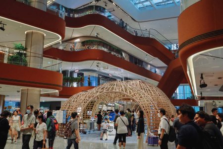 Téléchargez les photos : Le centre commercial d'AIRSIDEat kai tak 29 sept 2023 - en image libre de droit