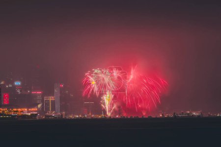 Foto de Fuegos artificiales en Hong Kong año nuevo - Imagen libre de derechos