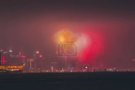 Foto de Fuegos artificiales en Hong Kong año nuevo - Imagen libre de derechos