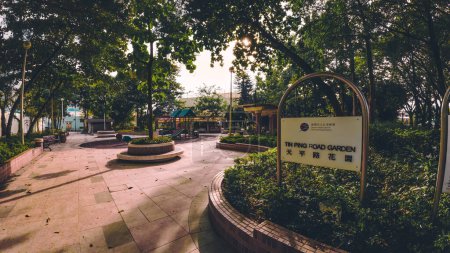 Téléchargez les photos : Jardin de Tin Ping Road, hong kong 22 oct 2023 - en image libre de droit
