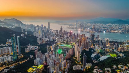 Téléchargez les photos : Le paysage de Happy Valley à Hong Kong 4 Nov 2023 - en image libre de droit