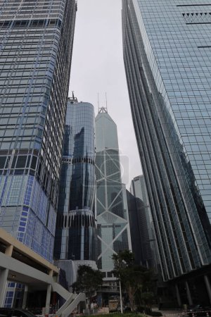 Foto de Dic 2, 2023 - Hong Kong: edificios de oficinas en el centro de Hong Kong - Imagen libre de derechos
