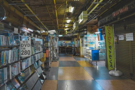 Téléchargez les photos : Tokyo Japon le centre commercial souterrain d'Asakusa 30 Nov 2023 - en image libre de droit
