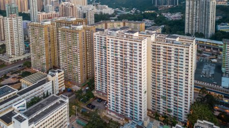 Foto de Dic 24 2023 Edificios residenciales de gran altura en la ciudad de Hong Kong - Imagen libre de derechos