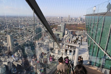 Téléchargez les photos : 29 nov. 2023 Paysage de Tokyo vu du toit de Shibuya Sky - en image libre de droit