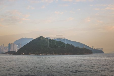 Foto de Jan 6 2024 la salida de un puerto de Hong Kong - Imagen libre de derechos