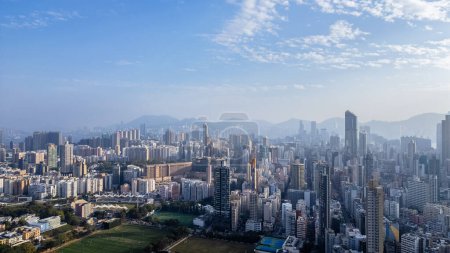 Téléchargez les photos : 7 janv. 2024 Rues bondées et paysage urbain hong kong - en image libre de droit