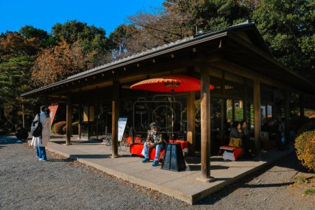 Téléchargez les photos : 28 nov. 2023 la maison de thé au shinjuku gyo en, japon - en image libre de droit