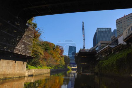 Téléchargez les photos : 27 nov. 2023 Kanda River view from Ochanomizu Bridge near Ochanomizu, - en image libre de droit