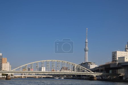 Téléchargez les photos : Pont Ryogoku, le paysage de la rivière Sumida 27 Nov 2023 - en image libre de droit