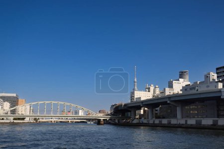 Téléchargez les photos : Pont Ryogoku, le paysage de la rivière Sumida 27 Nov 2023 - en image libre de droit