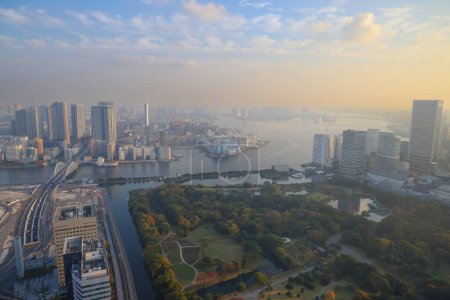 Téléchargez les photos : Paysage urbain de Tokyo, vue sur Shiodome Nov 27 2023 - en image libre de droit